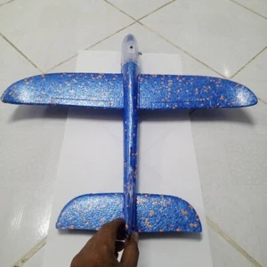 LED Foam Light DIY Kids Toys Hand Throw Flying Planes Foam Airplane Glider Toys - Picture 1 of 3