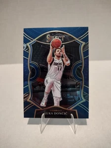2020-2021 Panini Select Luka Doncic #15 Concourse Blue Dallas Mavericks - Picture 1 of 2