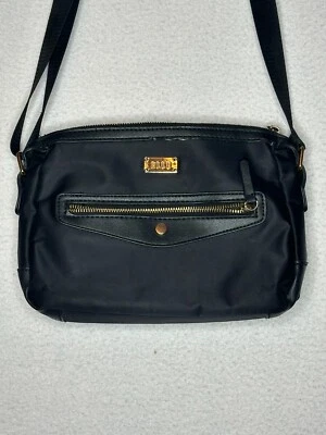 Elle Black Small Zipper Purse - Image 1 of 4