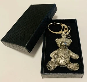 CHUNKY TEDDY BEAR SILVER PEWTER 3D KEYRING IN BLACK GIFT BOX BIRTHDAY XMAS - Picture 1 of 5