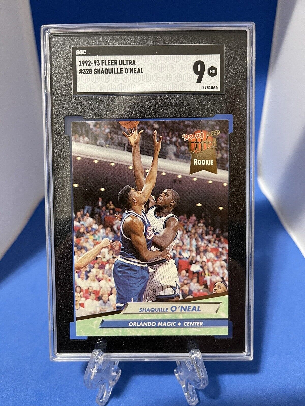 SHAQUILLE O’NEAL 1992 Fleer Ultra ROOKIE CARD #328 SGC 9