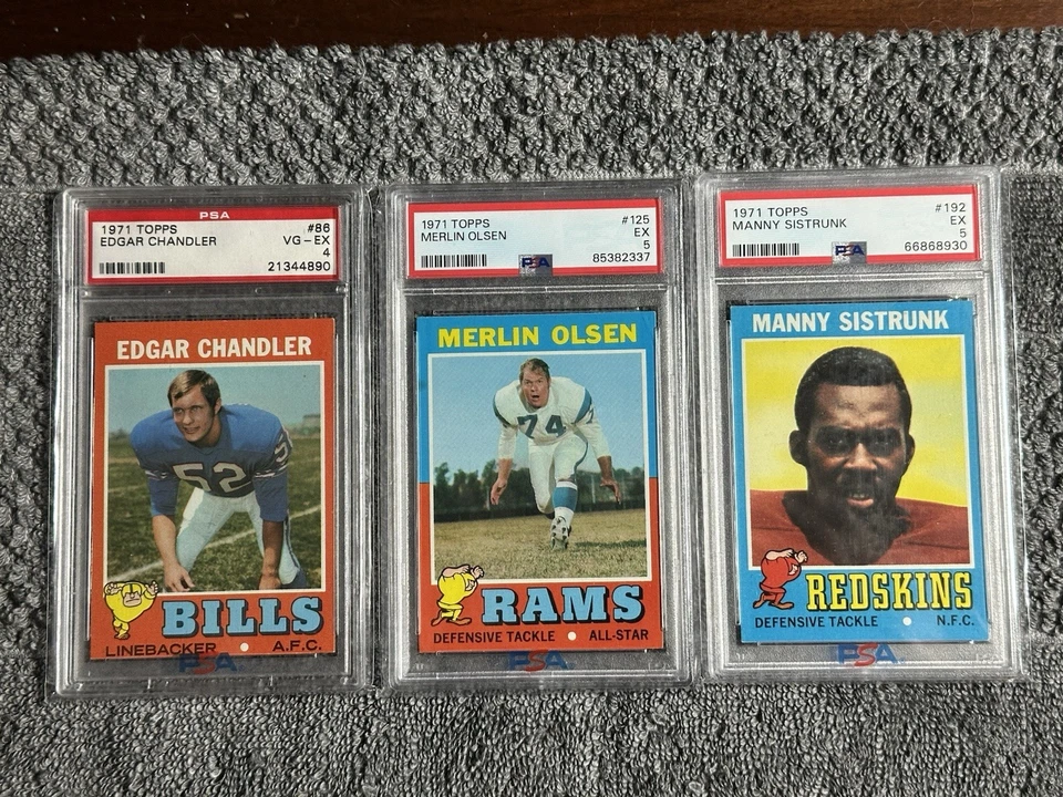 1971 Topps Football PSA Graded. Merlin Olsen #125, Los Angeles Rams.  - Image 1 of 1