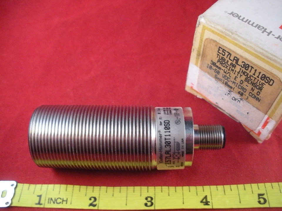 Cutler Hammer E57LAL30T110SD Proximity Sensor size 30mm 10-50V DC sn= 10mm New - Image 1 of 1
