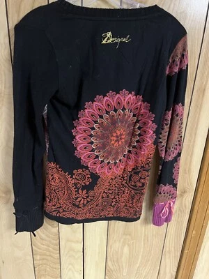 Camisa estampada manga larga negra y rosa Desigual talla mediana Foto 1 de 4
