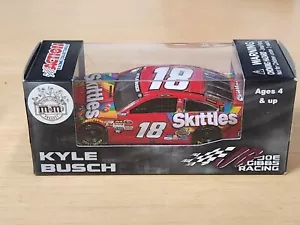 2015 #55 David Ragan Aarons Spongebob 1/64 Action NASCAR Diecast - Picture 1 of 2