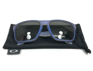 Oakley Sunglasses HOLBROOK OO9102-X855 Iridescent Blue with Prizm Black Lenses - Picture 1 of 13