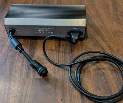 Phantom PHBC3151 II CMh Ceramic Metal Halide Digital, 315W, 120V/240V Ballast - Image 1 of 4