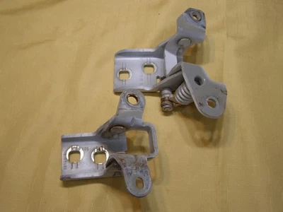 Bisagras superiores e inferiores para puerta del conductor delantera izquierda Dodge Caravan 2017 fabricante de equipos originales 881AC 879AE Foto 1 de 4