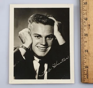 Foto autografiada vintage de Tab Hunter - Imagen 1 de 2