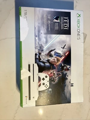 Paquete Microsoft Xbox One S 1 TB Star Wars Jedi: Fallen Order  Foto 1 de 4