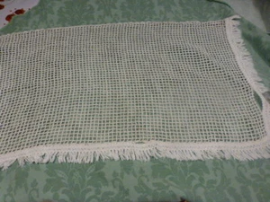 futur brise-bise ou protége petit meuble ,grille crochet fait main 0m,45 hx0,85 - Picture 1 of 3