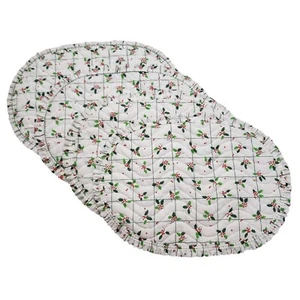 VTG 70s Christmas Handmade Quilted Placemats Set Of 4 Holly Granny Cottage Core - Picture 1 of 6