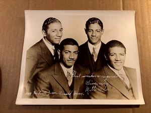 Rarissima foto 8/10 autografata molto presto Mills Brothers anni 30 jazz pop - Foto 1 di 7