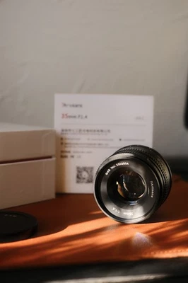 7artisans 35mm f1.4 Manual Lens For Fujifilm - Image 1 of 4