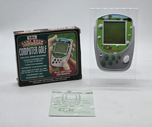Totes Computer Vintage Golf Sala Giochi Elettronico Portatile Testato Funzionante - Foto 1 di 12