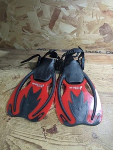 NEW Two Bare Feet Black and Red Training Swim Dive Flippers Size S/M   - Picture 1 of 5