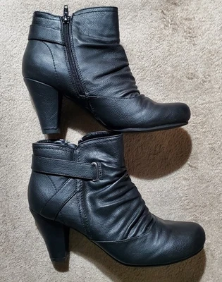 Fergalicious by Fergie Women's Ankle Boots Size 7 Black 4in Heel - Image 1 of 4