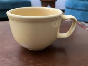 Homer Laughlin Fiesta Ware Jumbo Mug Pale Yellow Soup Cup Bowl 18 Oz - Picture 1 of 4