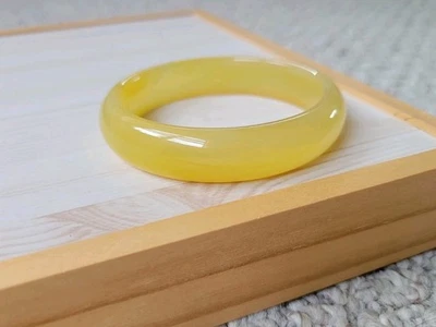 Brazalete Ágata Natural Diámetro Interior 60mm Amarillo  Foto 1 de 4