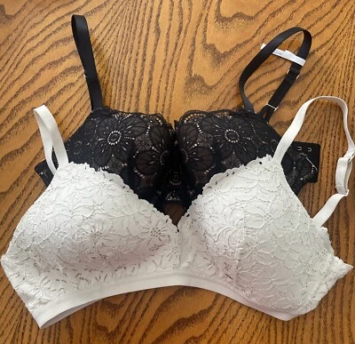 Lot Of 2 Aerie Balconette Black Floral Lace And Cream Floral Lined No Wire 36D - Image 1 of 4