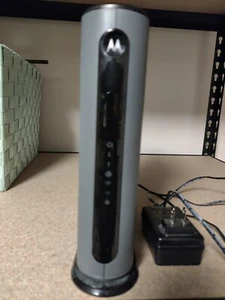 Motorola AC1900 Wifi Router 16x4 Cable Modem Model MG7550 - Picture 1 of 1