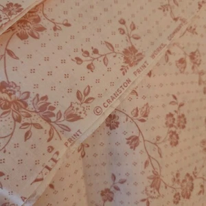 Vintage Cranston Vip rosa mit rosa Blumen 4 Yards - Bild 1 von 6