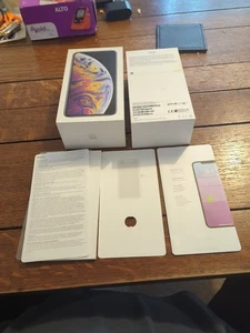 Caja vacía. iphone xs max plateado. SOLO CAJA SIN TELÉFONO INTERIOR - Imagen 1 de 3