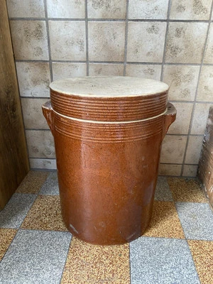 Ancien gros pot à conserve en grès pot à graisse confit cuisine paysanne chalet - Photo 1/4