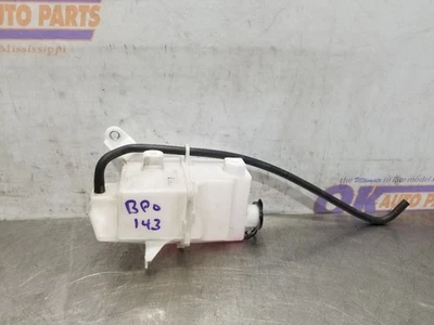 Toyota RAV 21 2021 4 depósito de refrigerante  Foto 1 de 4