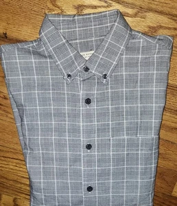 Mens New Club Monaco Slim Fit Button Down Shirt Size Medium  - Picture 1 of 2