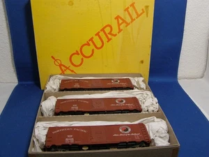 HO Scale Accurail 3307 3 Pack 40' Box Cars Northern Pacific 3 rd#'s     me - Picture 1 of 9