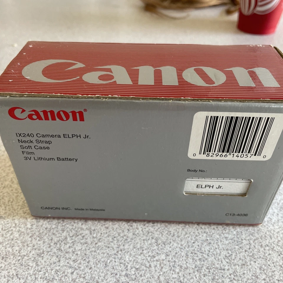 Canon ELPH Jr. IX240 Advanced Photo System Point & Shoot Camera with Accessories - Image 1 of 4