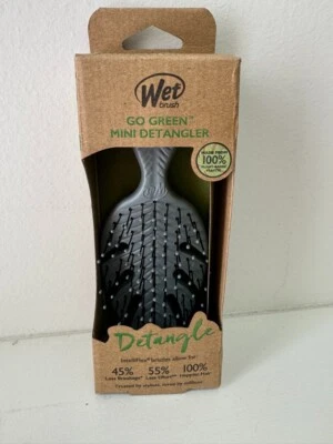 Wet Brush Go Green Detangler Hair Brush for Less Pain & Breakage- Grey NEW - Image 1 of 3