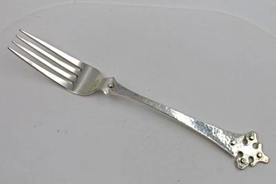 Обеденная вилка Old Newbury Crafters ONC из чистого серебра Crusader 8 1/4 дюйма - Изображение 1 из 4