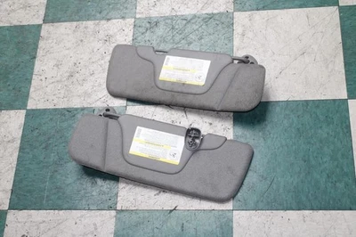 *NOTE* 99-02 SIERRA Gray Cloth Driver Passenger Interior Sunvisor Sun Visor Pair Foto 1 de 4