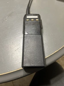 EF Johnson Handheld Radio HC-035D-6-135 7.5 Volt 1650 mAh Rechargeable - Picture 1 of 5