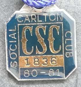 1980-1 Carlton Social Club Membership Badge on cord - Picture 1 of 3