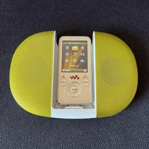 Reproductor MP3 Sony Walkman NW-S739F plateado 16 GB menú japonés + altavoz USADO - Imagen 1 de 7