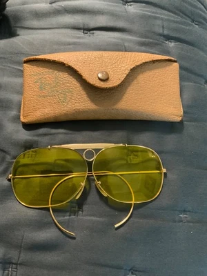 Vintage 1960's Ray Ban Mens Square Shooting Glasses, Wrap Temples, Case, 62 - Image 1 of 4