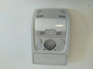 Audi A4 B8 8K Innenraumleuchte Leselampe vorn 8T0947135E BJ2008 - Bild 1 von 3