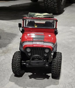 Axial CJ-7 - Picture 1 of 2
