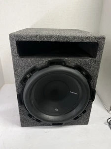 Rockford Fosgate Punch P2 subwoofer per auto in custodia - Foto 1 di 2