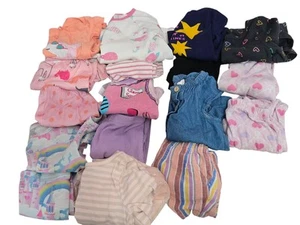 Lote de 17 artículos de ropa para niñas pequeñas 18M-24 Cat & Jack OshKosh Etc vestido pijama - Imagen 1 de 4