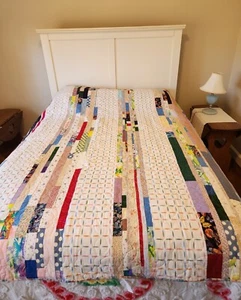 Quilt 78" x 70" Maschine & Hand genäht Mehrfarbig und Weiß Ausgezeichnet - Bild 1 von 8