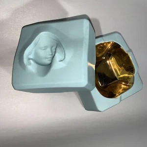 pre-loved RARE! authentic LLADRO bisque porcelain 24k TRINKET BOX jewelery box - Picture 1 of 10