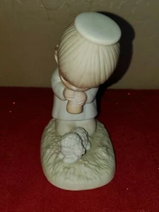 Precious Moments "God's Ray of Mercy" 1983 Members Only  - Picture 1 of 5