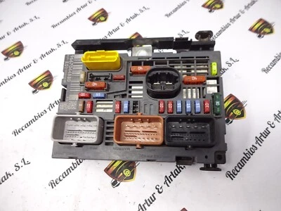 Caja de fusibles BSM Citroen C5 Peugeot 406 9667044880 BSM-R01-00 Foto 1 de 2