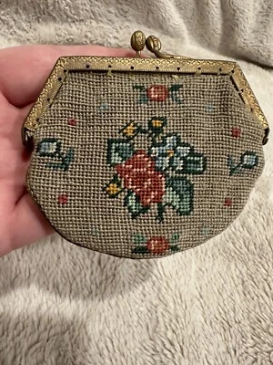 Antique 1930s Needlepoint Petit Point Tapestry Coin Purse Ornate Gold Tone Clasp - Image 1 of 4