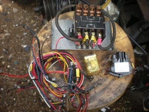AC single phase 220 volt contactors used as unit with included snipped wires - Picture 1 of 6