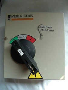 MERLIN GERIN 20 AMP TRIPLE POLE SWITCH DISCONNECTOR MGFL0203 TP & N 14780 - Picture 1 of 1